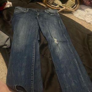Boyfriend jeans. Never worn.